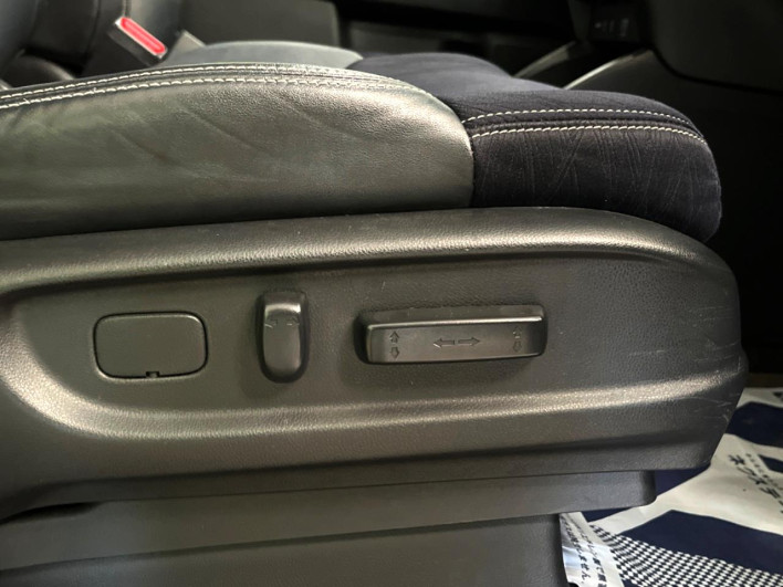 2015 Honda Odyssey DBA-RC1 (UW-6a0299366a571)[19]
