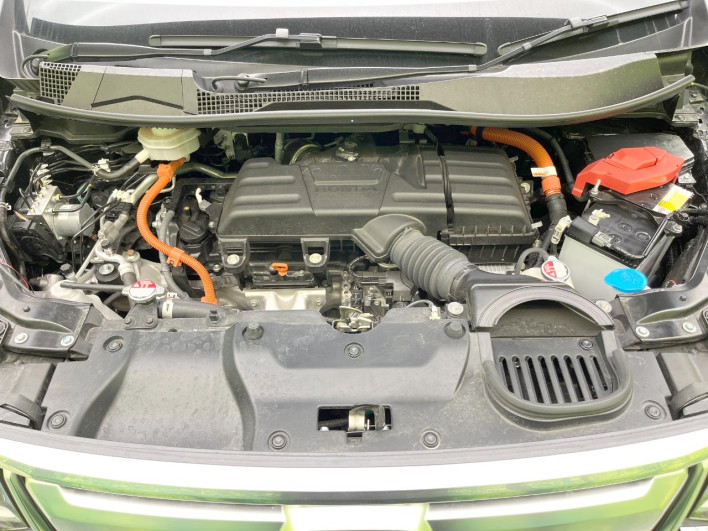 2024 Honda Step Wagon 6AA-RP8 (UW-6a0299390d0c8)[4]