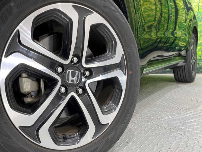 2016 Honda VEZEL DAA-RU3 (UW-6a02993b45337)[4]