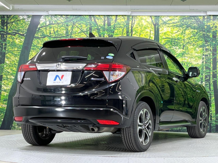2016 Honda VEZEL DAA-RU3 (UW-6a02993b45337)[14]