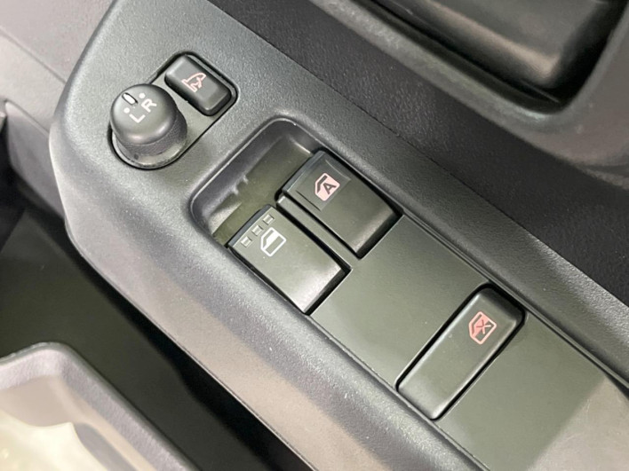 2024 Toyota PIXIS VAN 3BD-S700M (UW-6a029942cfc4b)[18]