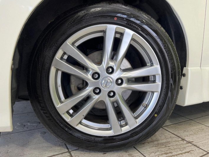 2011 Nissan Elgrand DBA-TNE52 (UW-6a02994bc3adc)[7]