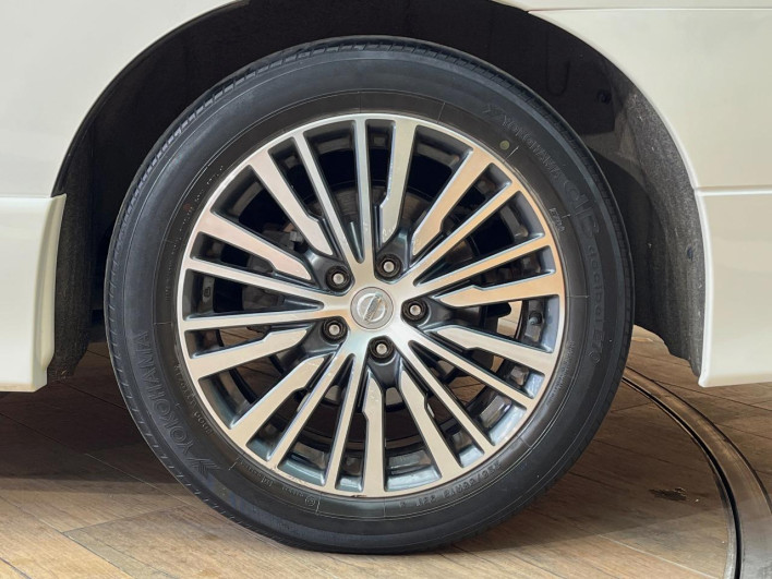 2019 Nissan Elgrand DBA-TNE52 (UW-6a02994d2f76b)[21]