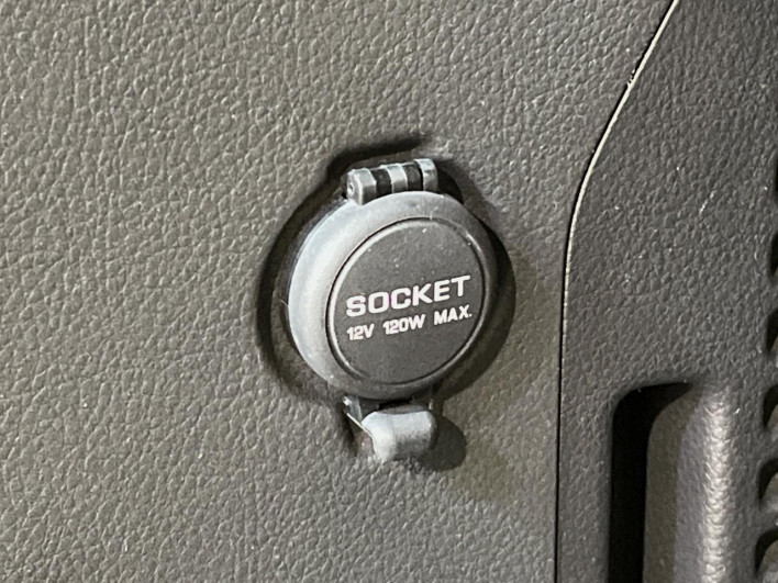 2019 Nissan Elgrand DBA-TNE52 (UW-6a02994d2f76b)[7]