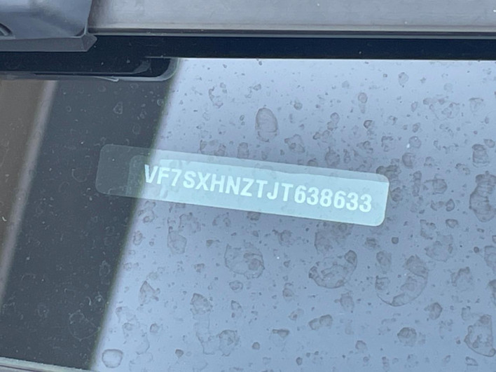 2018 Citroen C3 ABA-B6HN01 (UW-6a0299518e74c)[1]
