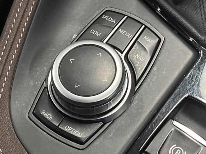 2020 BMW X1 3DA-AD20 (UW-6a029953f3291)[17]