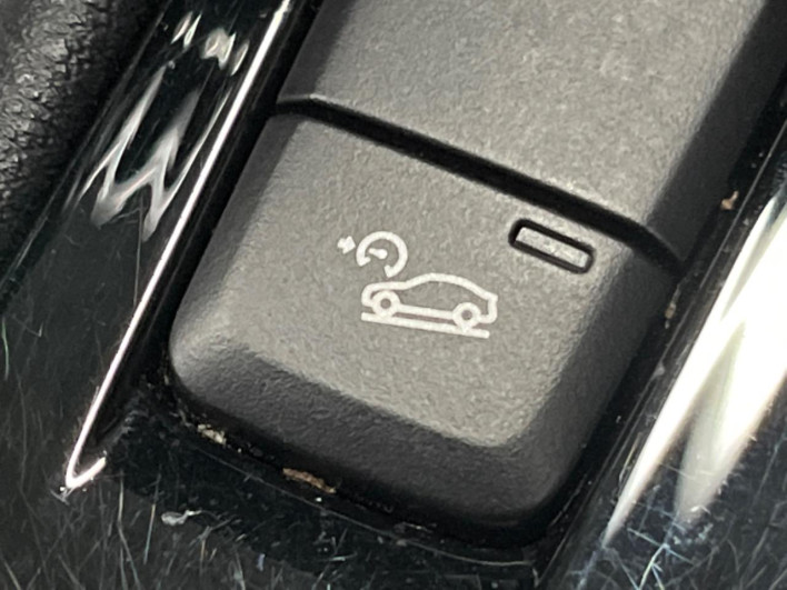 2020 BMW X1 3DA-AD20 (UW-6a029953f3291)[21]