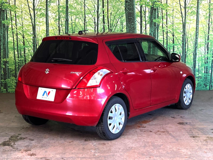 2012 Suzuki Swift DBA-ZC72S (UW-6a02996077321)[18]