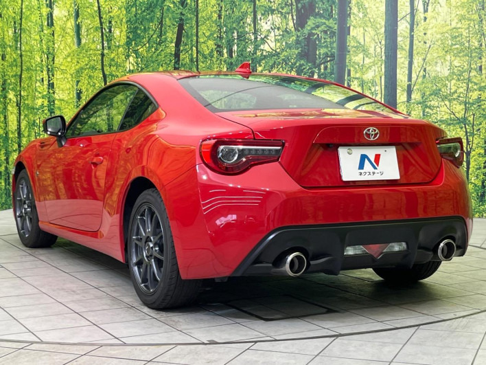 2018 Toyota 86 DBA-ZN6 (UW-6a029962b7a35)[10]
