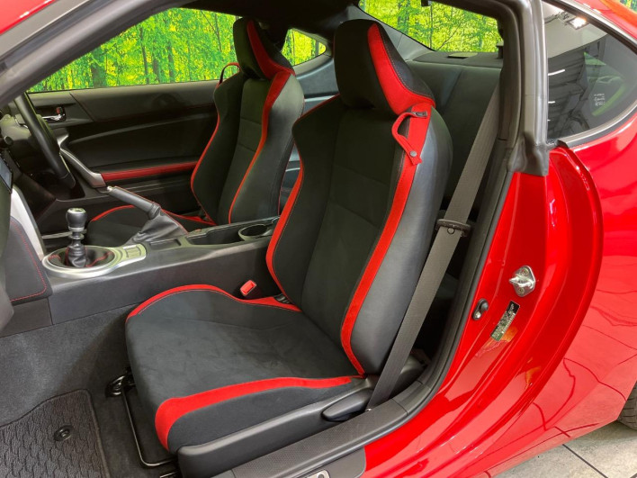 2018 Toyota 86 DBA-ZN6 (UW-6a029962b7a35)[28]
