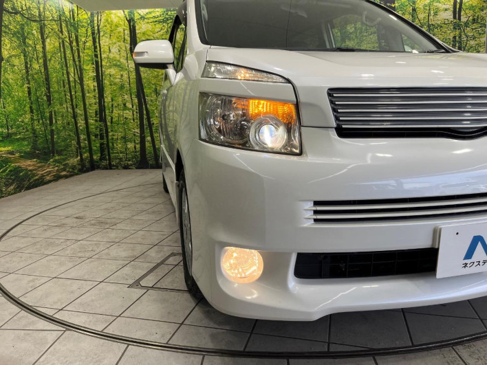 2008 Toyota Voxy DBA-ZRR75W (UW-6a02996575390)[12]