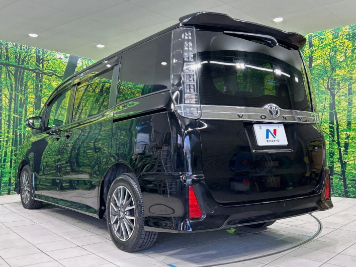 2015 Toyota Voxy DBA-ZRR80W (UW-6a02996611ec7)[17]