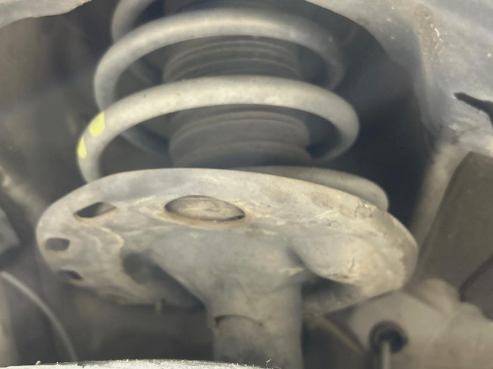 2015 Toyota Voxy DBA-ZRR80W (UW-6a02996611ec7)[8]