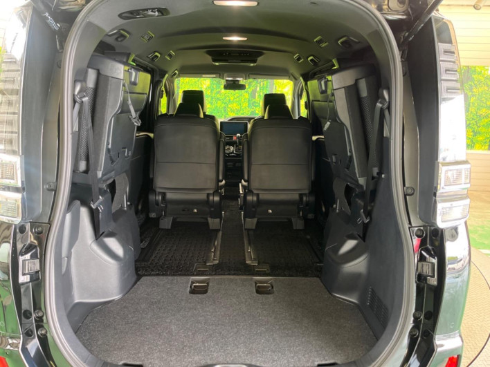 2020 Toyota Voxy 3BA-ZRR80W (UW-6a02996b73998)[6]