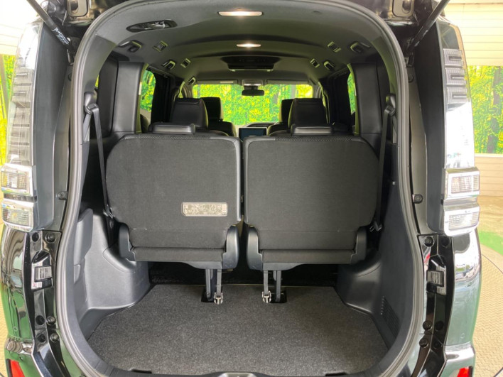 2020 Toyota Voxy 3BA-ZRR80W (UW-6a02996b73998)[4]