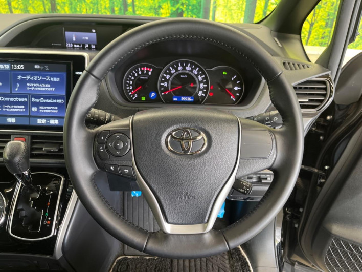 2020 Toyota Voxy 3BA-ZRR80W (UW-6a02996b73998)[26]