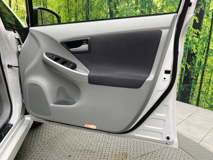 2009 Toyota Prius DAA-ZVW30 (UW-6a029970a128b)[21]