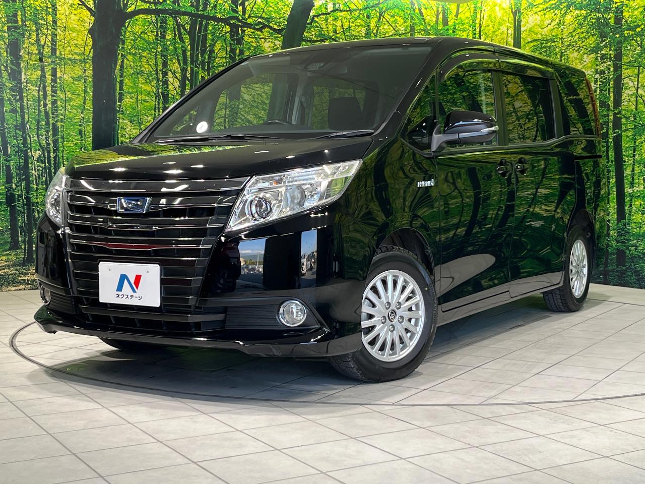 2016 Toyota Noah DAA-ZWR80G