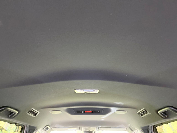 2020 Toyota Noah DAA-ZWR80W (UW-6a02997d18205)[27]