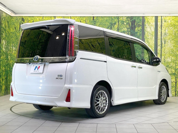 2020 Toyota Noah DAA-ZWR80W (UW-6a02997d18205)[9]