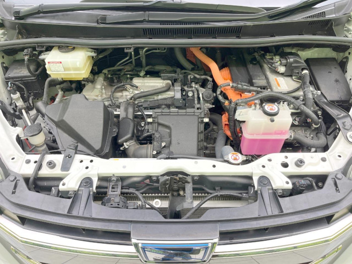 2020 Toyota Noah DAA-ZWR80W (UW-6a02997d18205)[4]