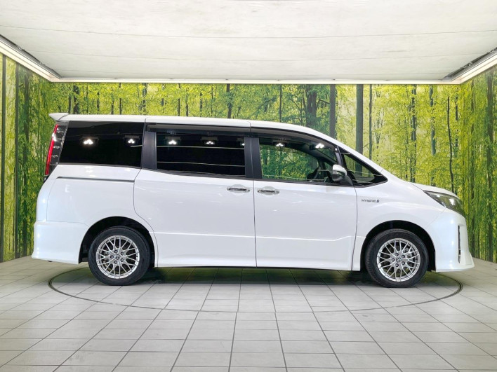 2020 Toyota Noah DAA-ZWR80W (UW-6a02997d18205)[8]