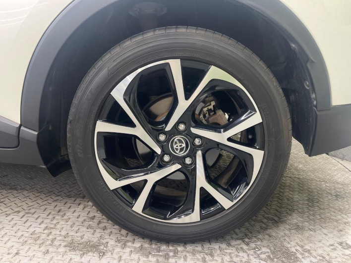 2018 Toyota C-HR DAA-ZYX10 (UW-6a0299842fe57)[10]