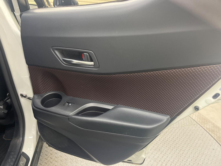 2018 Toyota C-HR DAA-ZYX10 (UW-6a0299842fe57)[25]