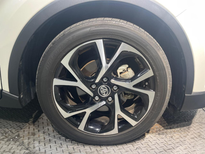 2018 Toyota C-HR DAA-ZYX10 (UW-6a0299842fe57)[6]