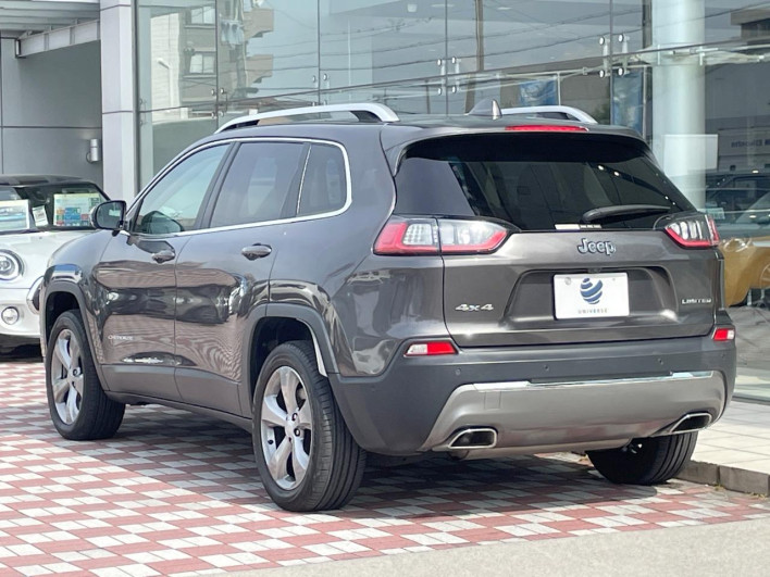 2018 Chrysler Jeep Cherokee ABA-KL20L (UW-6a03e9fe4da1e)[18]