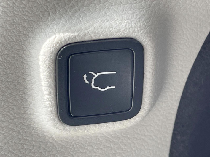 2018 Chrysler Jeep Cherokee ABA-KL20L (UW-6a03e9fe4da1e)[23]