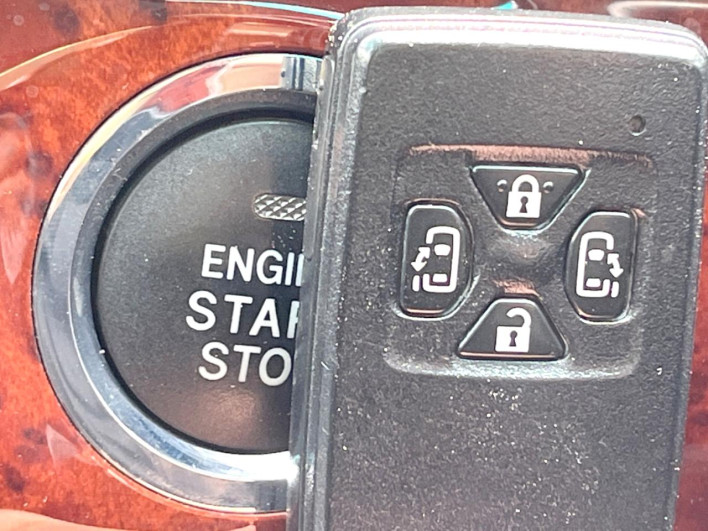 2010 Toyota Estima DBA-ACR50W (UW-6a03ea0abe6e7)[24]