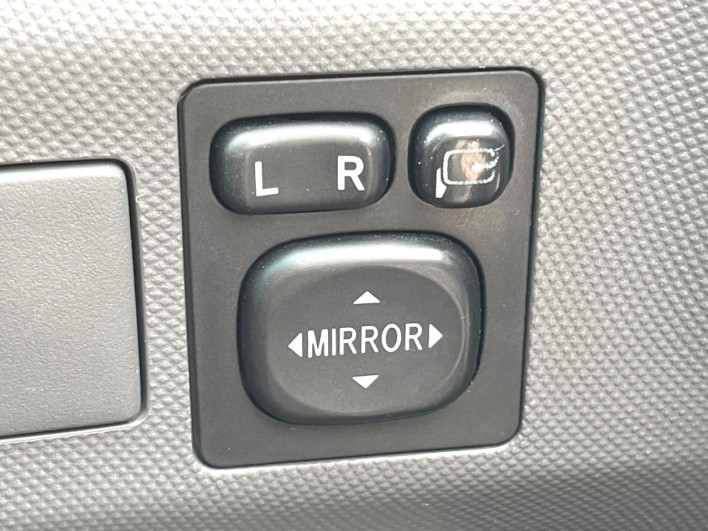2010 Toyota Estima DBA-ACR50W (UW-6a03ea0abe6e7)[29]