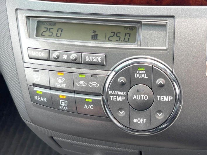 2010 Toyota Estima DBA-ACR50W (UW-6a03ea0abe6e7)[14]