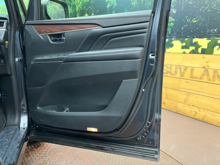 2024 Mitsubishi Delica D:5 3DA-CV1W (UW-6a03ea3d17560)[28]