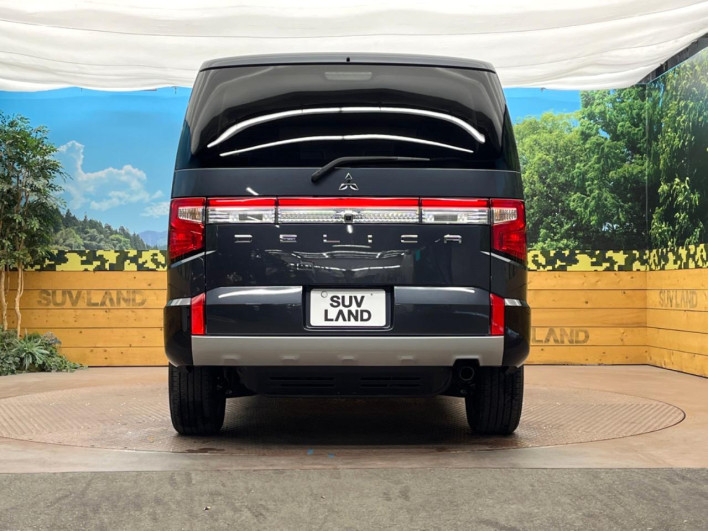 2024 Mitsubishi Delica D:5 3DA-CV1W (UW-6a03ea3d17560)[22]