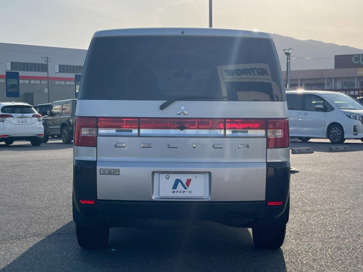 2009 Mitsubishi Delica D:5 DBA-CV5W (UW-6a03ea3dca502)[5]