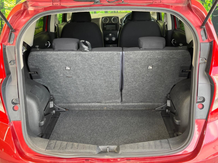 2013 Nissan Note DBA-E12 (UW-6a03ea44c84a2)[13]