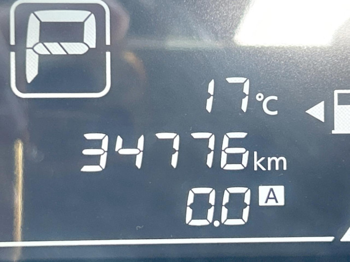 2014 Nissan Note DBA-E12 (UW-6a03ea463d637)[2]