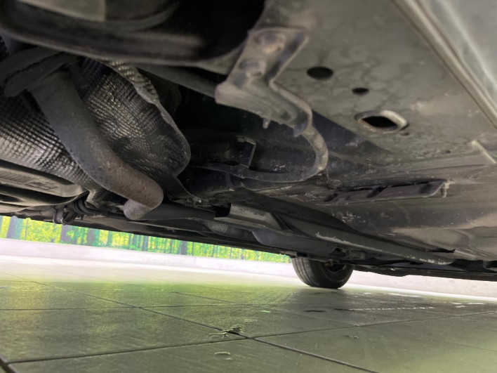 2019 Nissan Note DBA-E12 (UW-6a03ea4853c7d)[27]