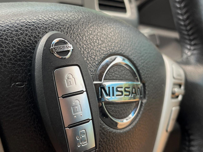 2014 Nissan Serena DBA-FNC26 (UW-6a03ea4d8a93b)[28]