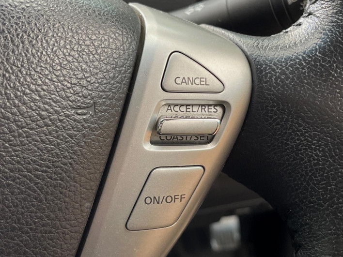 2014 Nissan Serena DBA-FNC26 (UW-6a03ea4d8a93b)[27]