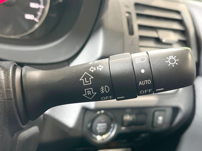 2013 Subaru Impreza G4 DBA-GJ6 (UW-6a03ea5a3d098)[24]