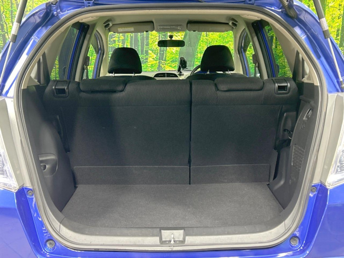 2010 Honda Fit Hybrid DAA-GP1 (UW-6a03ea5b7b345)[27]