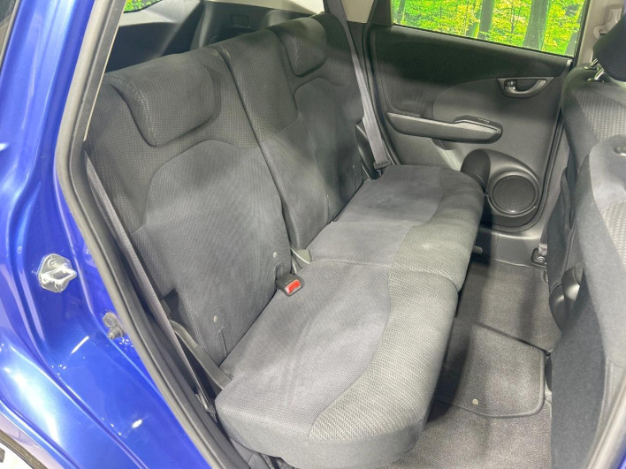 2010 Honda Fit Hybrid DAA-GP1 (UW-6a03ea5b7b345)[21]