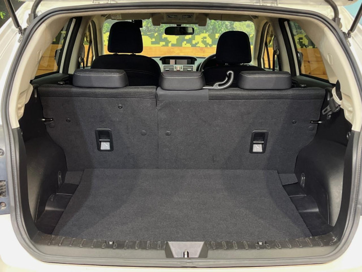 2013 Subaru XV DBA-GP7 (UW-6a03ea5e86e5a)[4]