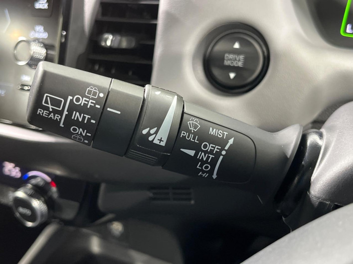 2023 Honda Fit 6AA-GR3 (UW-6a03ea5f9d551)[25]
