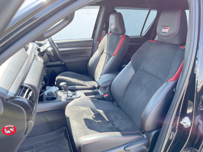 2022 Toyota Hilux 3DF-GUN125 (UW-6a03ea664386a)[29]