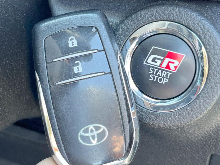 2022 Toyota Hilux 3DF-GUN125 (UW-6a03ea664386a)[20]