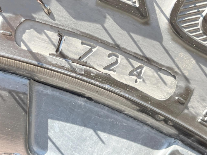 2022 Toyota Hilux 3DF-GUN125 (UW-6a03ea664386a)[11]